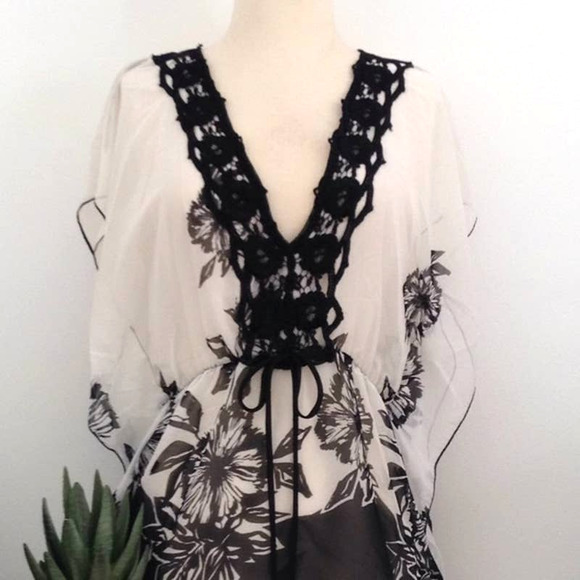 e klah Tops - Tunic Top Semi Sheer Applicae Lace Drawstring Med